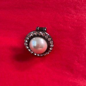 Faux Pearl & Rhinestone Stretch Fashion Ring